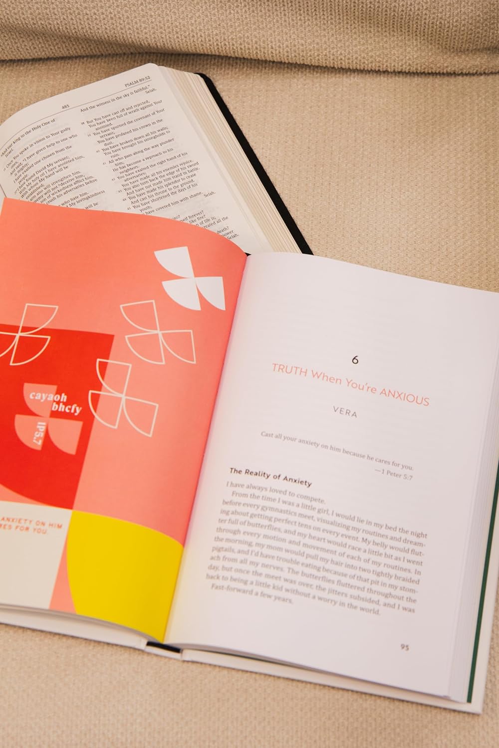 Dwell Differently: Overcome Negative Thinking with the Simple Practice of Memorizing God’s Truth