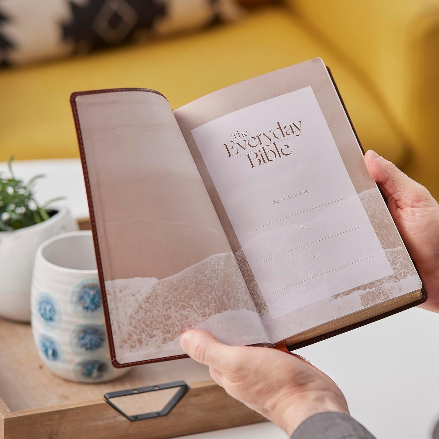 NKJV, The Everyday Bible, Brown Leathersoft, Red Letter, Comfort Print: 365 Daily Readings Through the Whole Bible