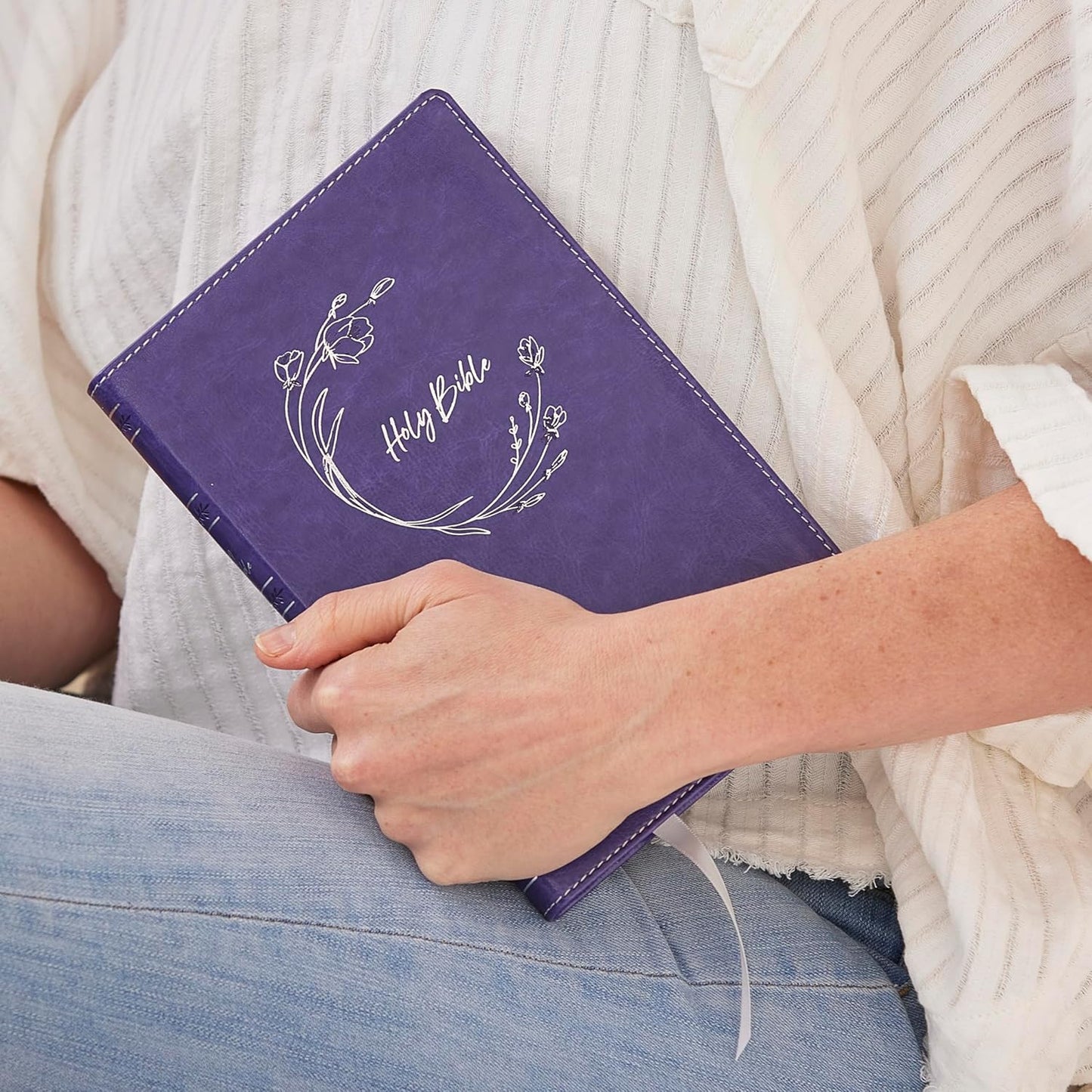NKJV Holy Bible, Ultra Thinline, Purple Leathersoft, Red Letter, Comfort Print