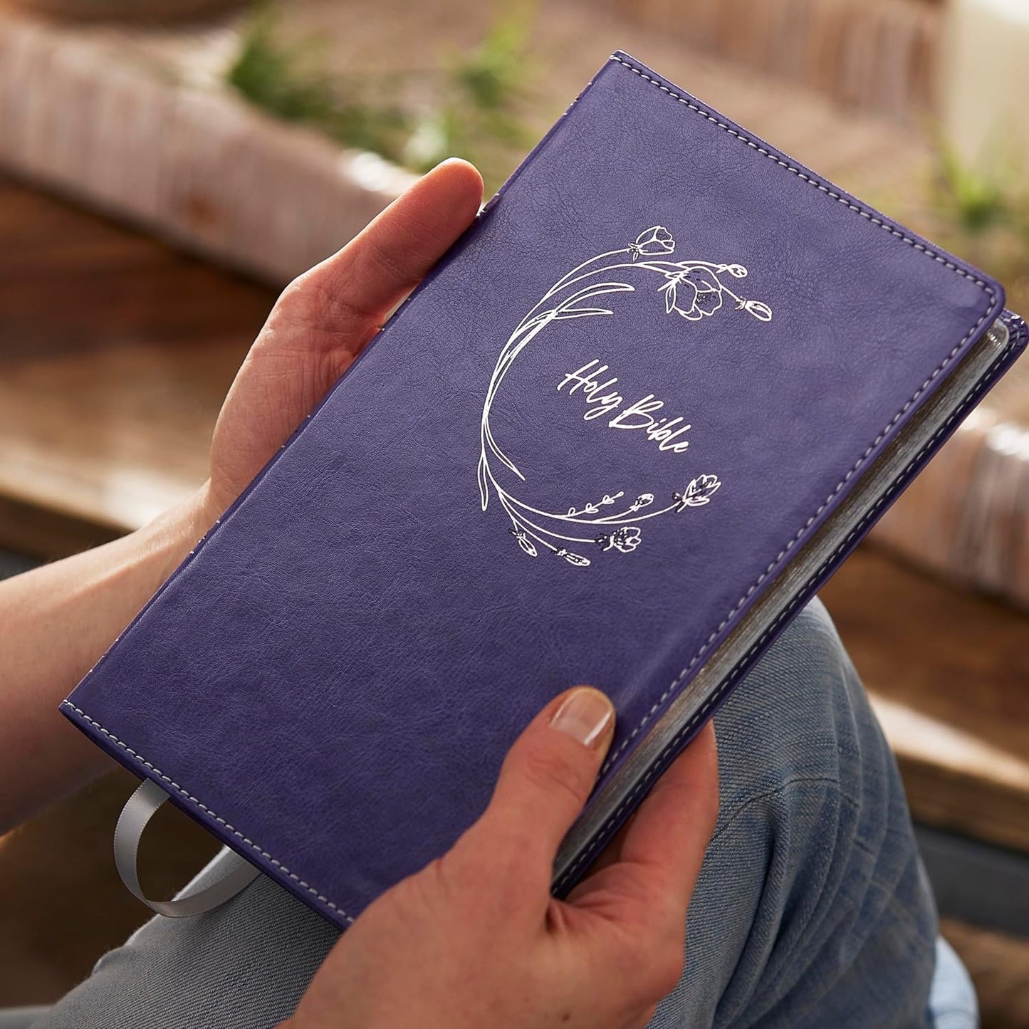 NKJV Holy Bible, Ultra Thinline, Purple Leathersoft, Red Letter, Comfort Print