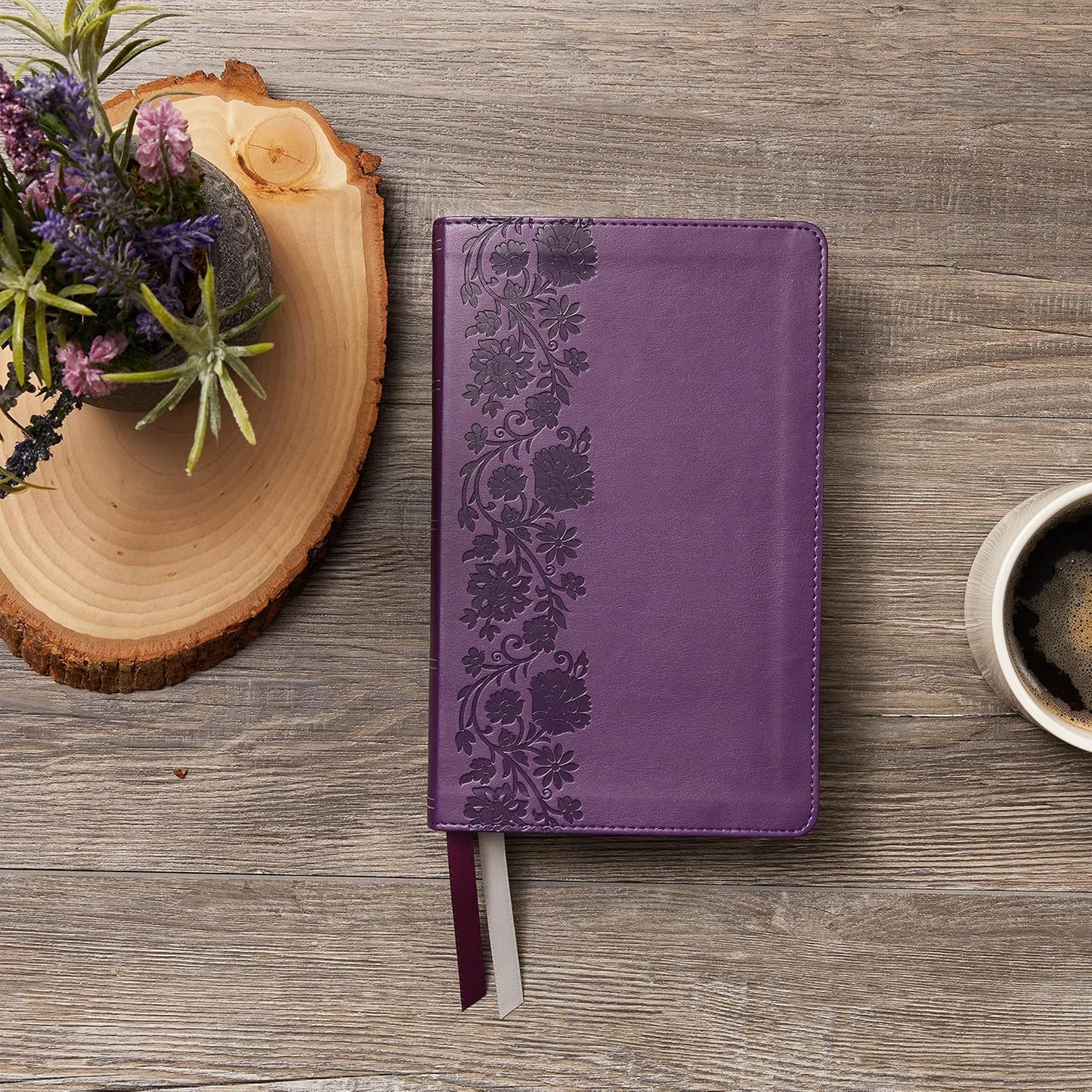 KJV, End-of-Verse Reference Bible, Personal Size Large Print, Leathersoft, Purple, Red Letter, Comfort Print
