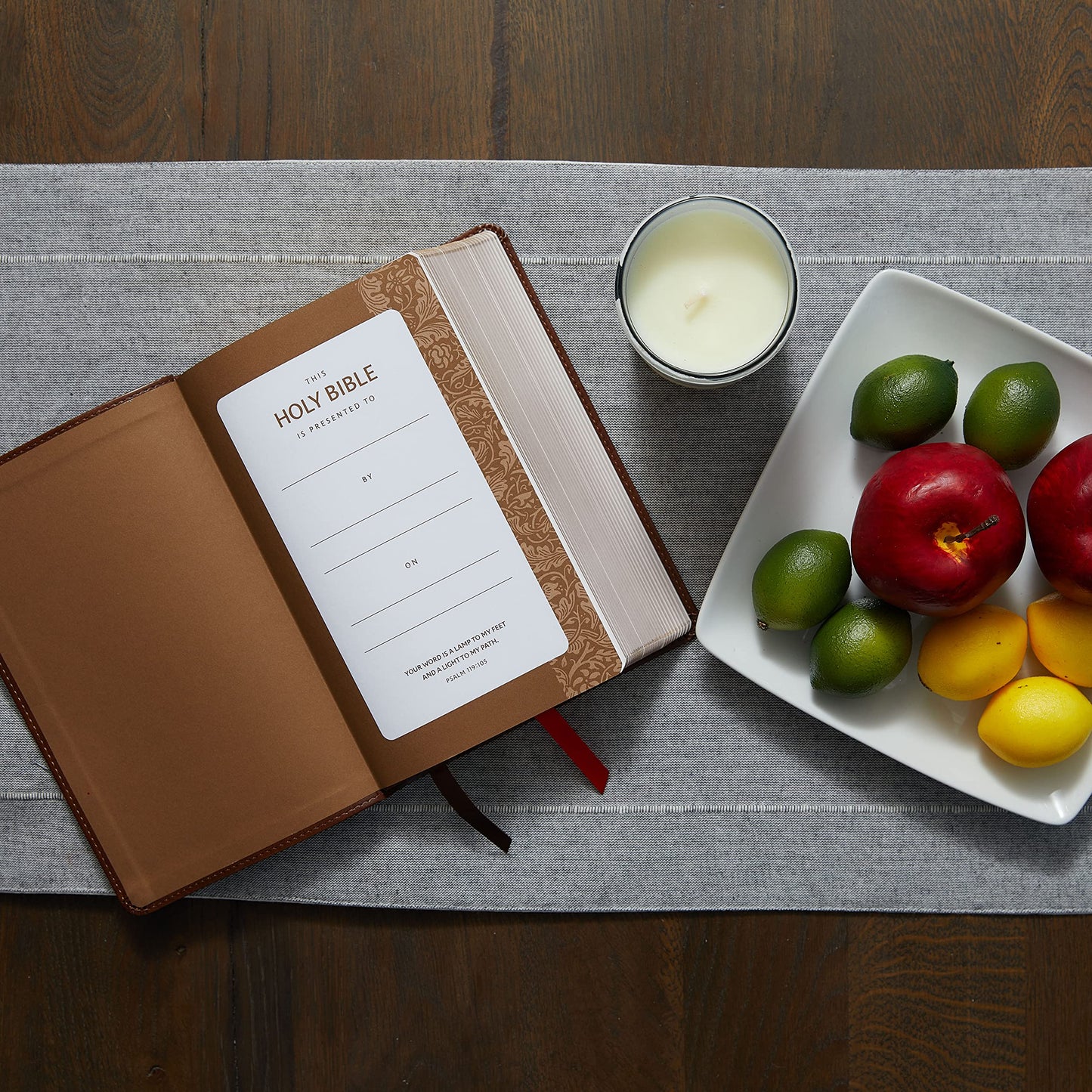 NKJV, Personal Size Reference Bible, Sovereign Collection, Leathersoft, Brown, Red Letter, Comfort Print: Holy Bible, New King James Version