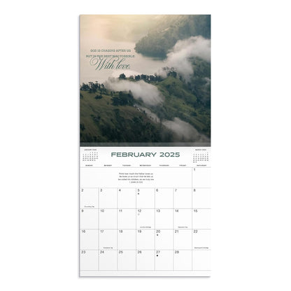 Sadie Robertson Huff - Live Original Confident Faith : A 2025 Inspirational DaySpring Wall Calendar