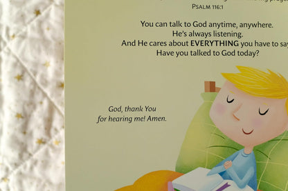 Snuggle Up Devotions & Prayers: My First Devotional for Little Ones