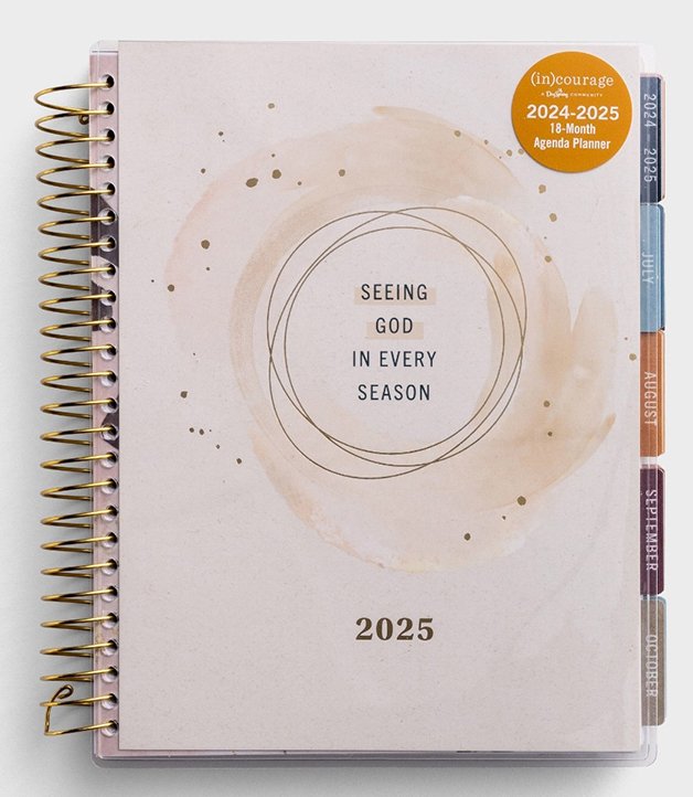 (in)courage - God in Every Season Agenda Planner + Prayer Board