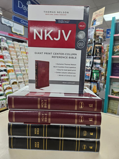 NKJV Giant Print Center-Column Reference Bible