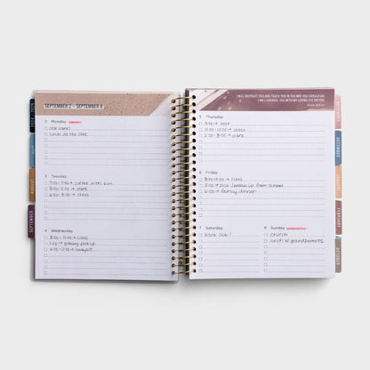 (in)courage - God in Every Season Agenda Planner + Prayer Board