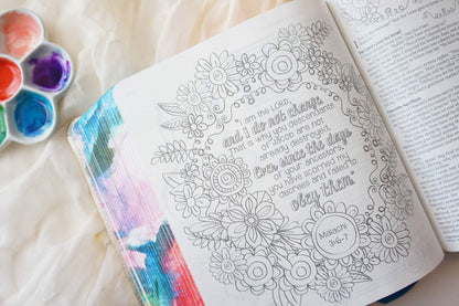 Inspire PRAYER Bible NLT (LeatherLike, Joyful Colors with Gold Foil Accents): The Bible for Coloring & Creative Journaling