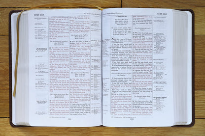 Thompson Chain-Reference Bible NKJV Cuero suave Marrón
